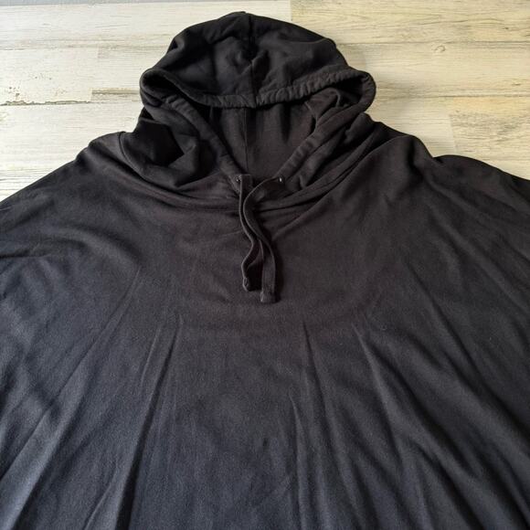 Torrid Super Soft Plush Shimmer Lounge Hoodie One Size Plus Size 1X-6X Black - Picture 7 of 16